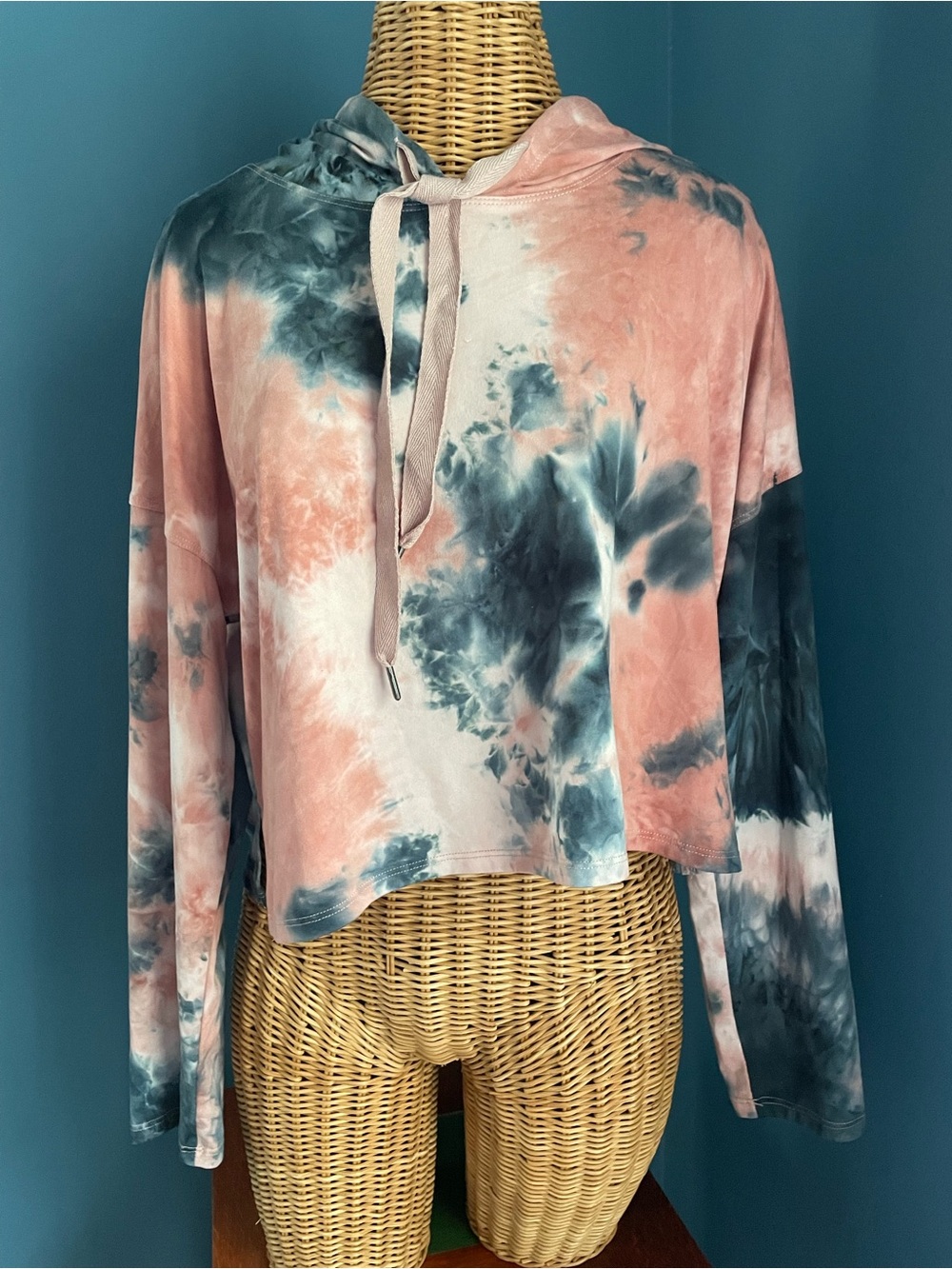Kyodan Tie Dye Cropped Hoodie Charcoal and Orangey Pink Size Medium